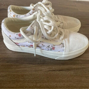 Vans suede floral old school sneakers size 6